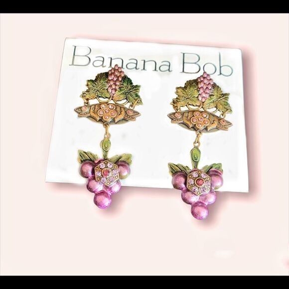 Vtg Banana Bob Fruit of the vine theme enamel grape dangle earrings pierced - Picture 12 of 14